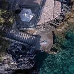 Apostolata Island & 리조트