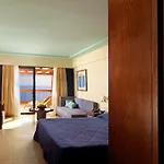 Apostolata Island & 4* Eleios-Pronnoi