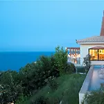 Apostolata Island & Rezort 4*
