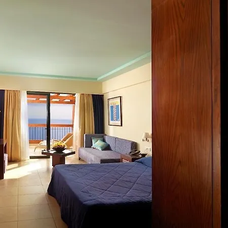 Louis Apostolata Island 5*