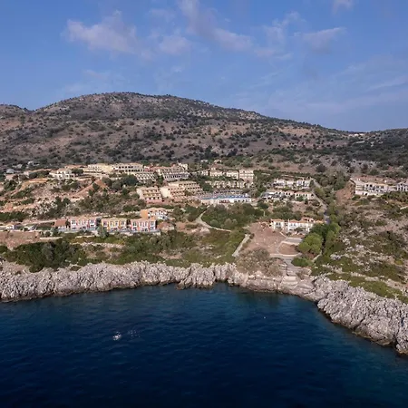 Apostolata Island Resort&spa