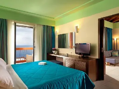 Apostolata Island Resort&spa