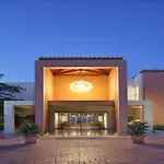 Resort Apostolata Island & 4*