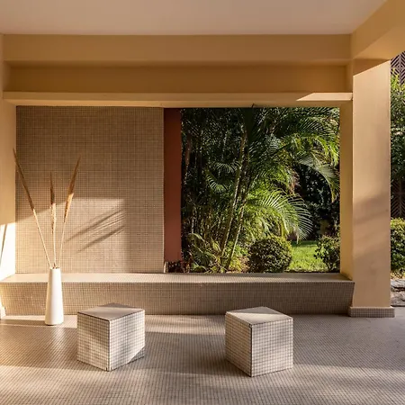 Louis Apostolata Island Resort Eleios-Pronnoi