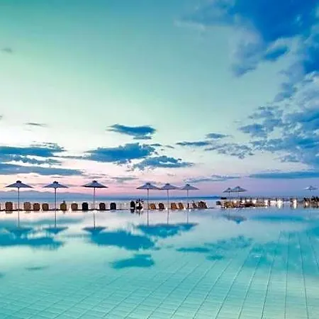 Resort Apostolata Island & 4*