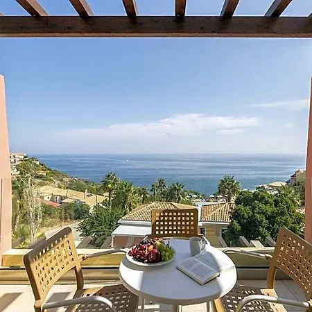 Apostolata Island & 4* Eleios-Pronnoi