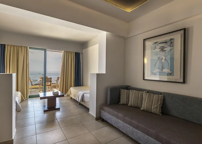 Louis Apostolata Island Üdülőközpont Eleios-Pronnoi