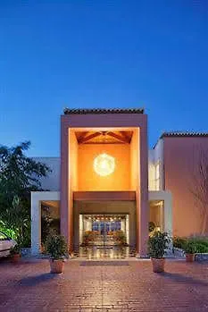 Üdülőközpont Louis Apostolata Island 5*