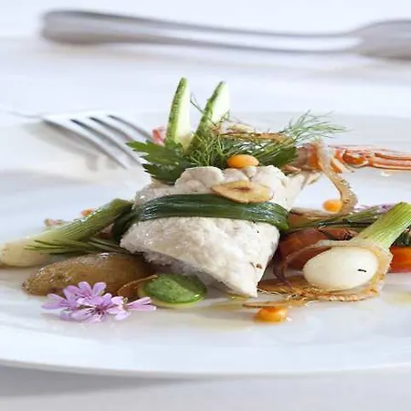 Louis Apostolata Island 5*